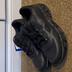 Men SHAQ Notify Black Sneakers Court Athletic Basketball Shoes Size 10 10.5 NWT